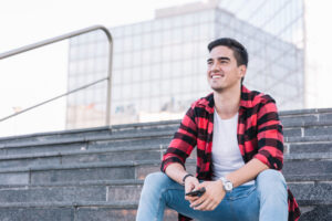 Discover the Steps to Get a Neo Money Card