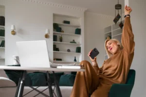 A Comprehensive Guide to Launching Your Side Hustle