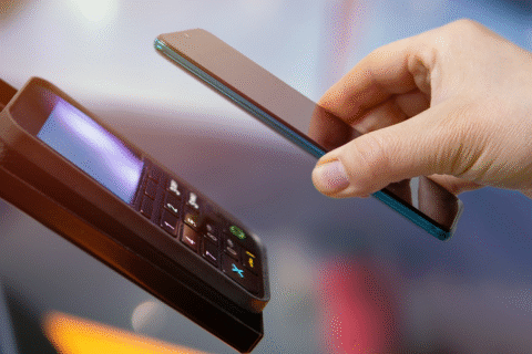 Psychology of contactless card payments: what is it and how does it work?